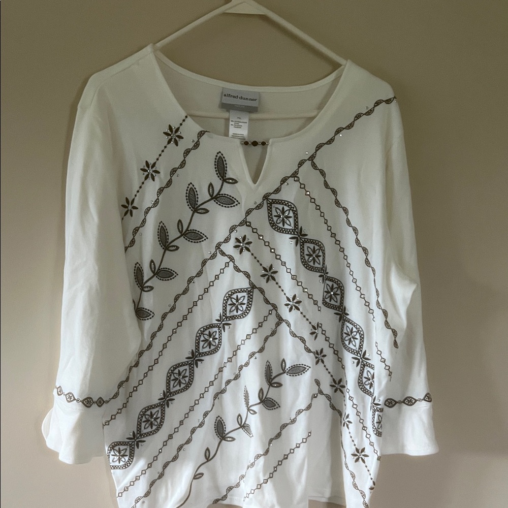 Alfred Dunner White Top with Black Embroidery